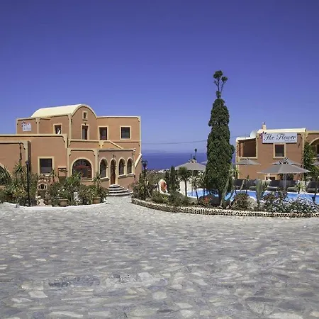 The Flower Hotel Foinikia (Santorini)