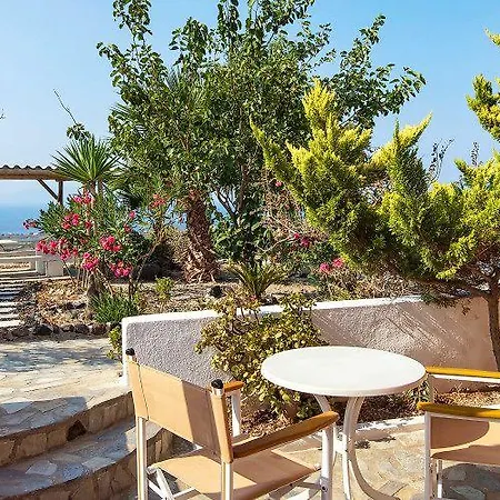 Otel The Flower Foinikiá