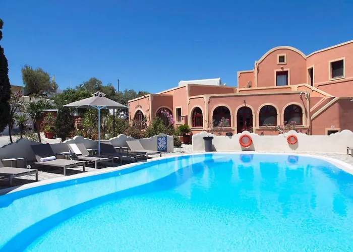 מלון The Flower Foinikiá